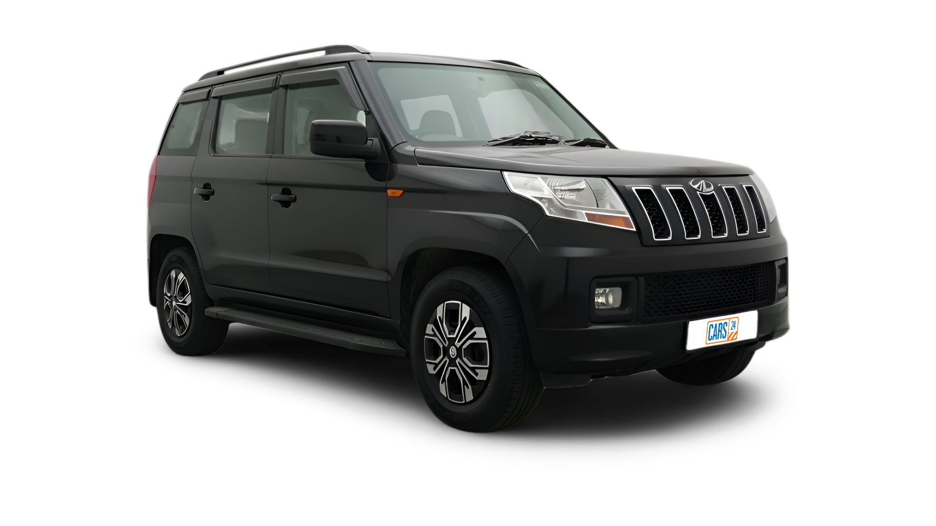 Mahindra TUV300-img